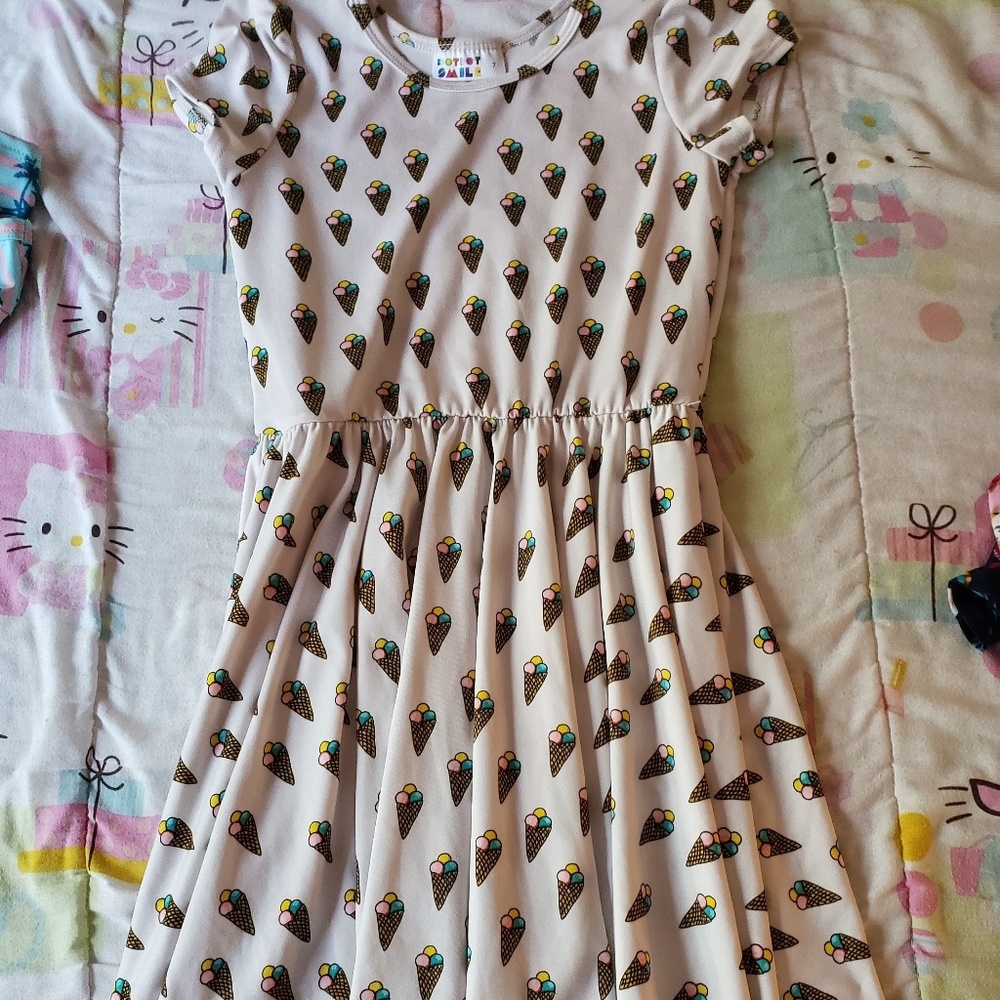 Size 7 dot dot smile dresses